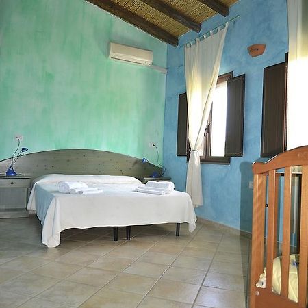 Agriturismo Rubinu Galtellì Kültér fotó