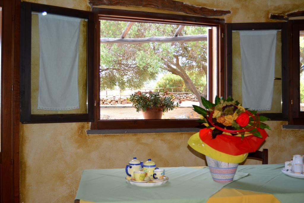 Agriturismo Rubinu Galtellì Kültér fotó