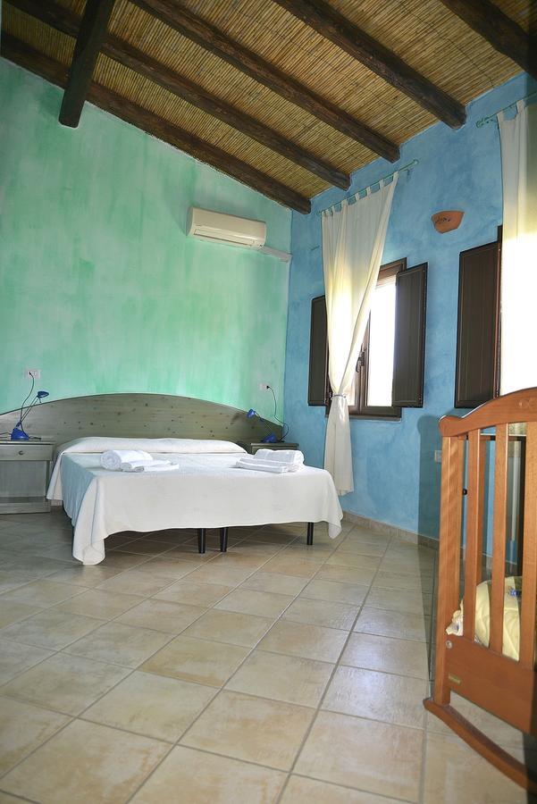 Agriturismo Rubinu Galtellì Kültér fotó