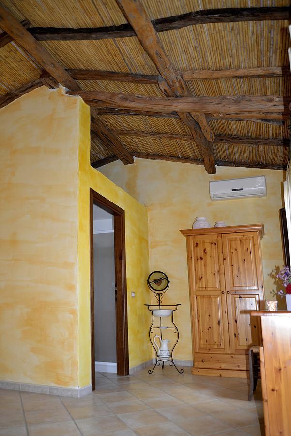 Agriturismo Rubinu Galtellì Kültér fotó