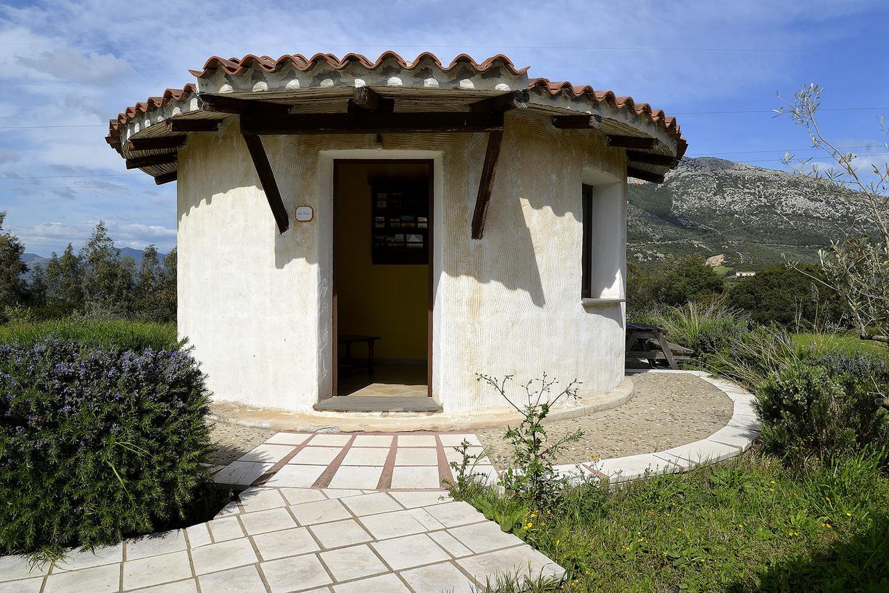 Agriturismo Rubinu Galtellì Kültér fotó