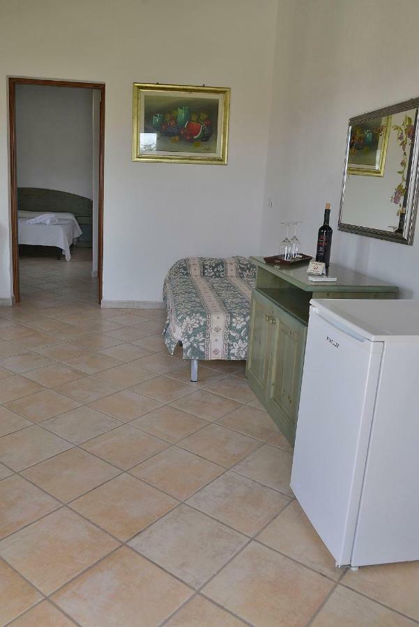 Agriturismo Rubinu Galtellì Kültér fotó