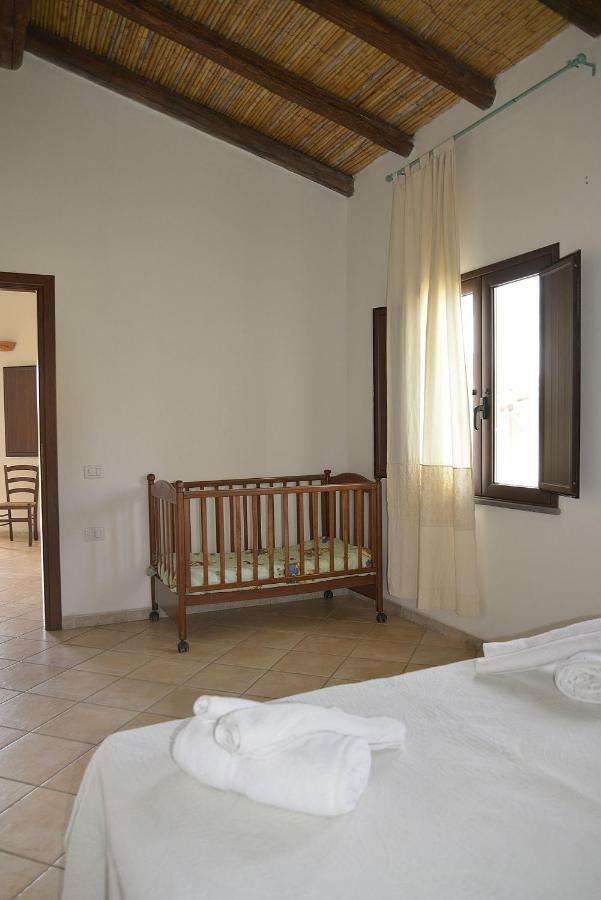 Agriturismo Rubinu Galtellì Kültér fotó