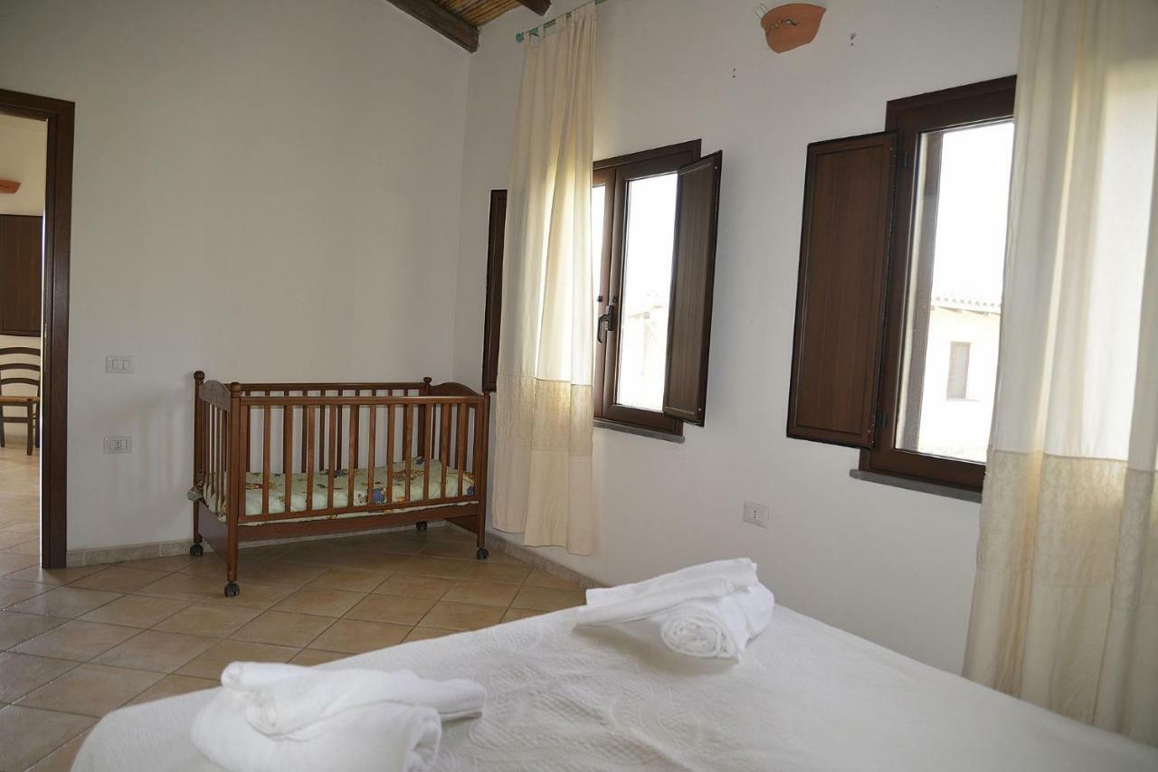 Agriturismo Rubinu Galtellì Kültér fotó