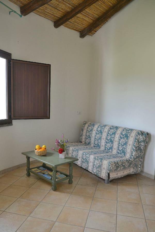 Agriturismo Rubinu Galtellì Kültér fotó